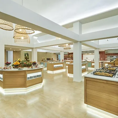 Hotel Occidental Cala Vinas