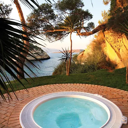 Hotel Occidental Cala Vinas 4*