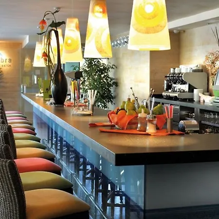 Occidental Cala Vinas 4*